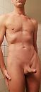 me, foto 1817x4000, 9 reacties, 15 stemmen