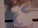 satynen lingerie, foto 4000x3000, 4 reacties, 21 stemmen