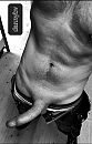 B&W body dickpic, foto 1078x1666, 0 reacties, 7 stemmen
