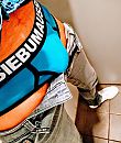 Blauw, foto 2876x3379, 6 reacties, 10 stemmen