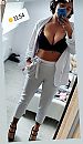 Buurvrouw, foto 381x651, 3 reacties, 74 stemmen