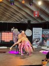 Eroticabeurs, foto 1500x2000, 5 reacties, 60 stemmen