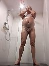 Even douchen, foto 600x800, 2 reacties, 11 stemmen