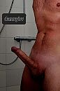 Even douchen...., foto 768x1158, 1 reacties, 4 stemmen