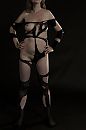 Gescheurde panty's, foto 340x510, 2 reacties, 9 stemmen