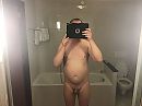 Heerlijk onder de douche gewee, foto 3264x2448, 1 reacties, 5 stemmen