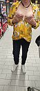 Heet in de supermarkt., foto 1799x4000, 13 reacties, 98 stemmen