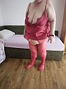 Horny in red, foto 3000x4000, 2 reacties, 21 stemmen