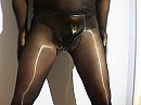 In black, foto 1280x960, 8 reacties, 15 stemmen