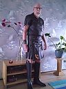 In kilt, foto 1936x2592, 11 reacties, 31 stemmen