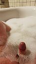 Lekker in bad, foto 2250x4000, 3 reacties, 13 stemmen