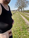 Lekker naakt in de natuur 31, foto 2468x3206, 2 reacties, 3 stemmen
