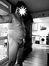 Lekker naakt in huis 182, foto 3000x4000, 0 reacties, 1 stemmen