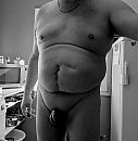 Lekker naakt in huis 196, foto 2411x2448, 0 reacties, 2 stemmen