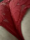 Lipstick red, foto 2320x3088, 16 reacties, 43 stemmen