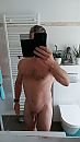 Me, foto 2160x3840, 1 reacties, 3 stemmen
