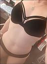 Me, foto 709x961, 32 reacties, 120 stemmen