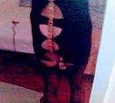 Me, foto 719x642, 1 reacties, 4 stemmen
