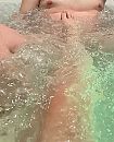 Met een date in bad, foto 700x860, 31 reacties, 146 stemmen