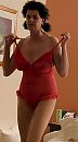 Milf, foto 1049x1884, 13 reacties, 89 stemmen