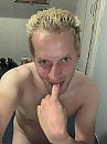 Mm lekker zuigen aan jouw pik, foto 2316x3088, 2 reacties, 10 stemmen