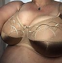 Nieuwe bh, foto 936x944, 18 reacties, 53 stemmen