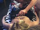 Nipple play and a blowjob, foto 1280x960, 3 reacties, 2 stemmen
