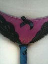 Onder, foto 600x800, 233 reacties, 607 stemmen