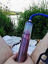 Penis pompen aan het water!, foto 3000x4000, 8 reacties, 33 stemmen
