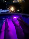 Samen lekker in de jacuzzi, foto 3000x4000, 11 reacties, 54 stemmen