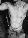 Shave and shower, foto 2448x3264, 2 reacties, 18 stemmen