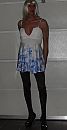 Short summerdress, foto 402x768, 6 reacties, 8 stemmen