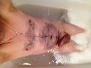 Taking a bath, foto 640x480, 0 reacties, 2 stemmen