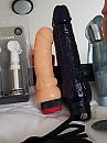 Toys wachten op sub vrouw, foto 3000x4000, 0 reacties, 10 stemmen