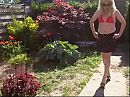 Walking on heels in the Garden, foto 1280x960, 2 reacties, 3 stemmen
