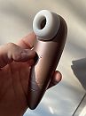Welke vrouw wil een satisfyer, foto 3000x4000, 3 reacties, 5 stemmen