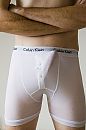 Wet shorts, foto 955x1433, 2 reacties, 7 stemmen