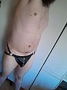 Wie doet de rits los?, foto 2160x2880, 0 reacties, 8 stemmen