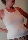 Zo lekker zonder bh, foto 562x778, 6 reacties, 24 stemmen