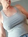 Zonder bh naar werk m, foto 439x570, 1 reacties, 17 stemmen