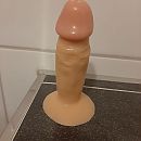 dildo...., foto 1280x1280, 28 reacties, 30 stemmen