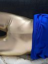 gouden legging 2, foto 1536x2048, 4 reacties, 11 stemmen