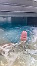in de jacuzzi, foto 1152x2048, 2 reacties, 9 stemmen