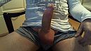 lekker hard, foto 640x360, 2 reacties, 8 stemmen