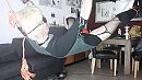 lekker vast in de sling, foto 3264x1836, 0 reacties, 16 stemmen