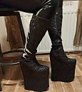 mega high heels boots, foto 462x522, 2 reacties, 3 stemmen