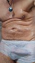 onder de douche, foto 268x478, 0 reacties, 2 stemmen