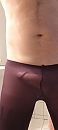 paarse panty, foto 1472x3264, 15 reacties, 38 stemmen