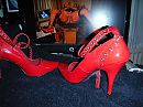 pumps 17, foto 4000x3000, 1 reacties, 2 stemmen