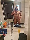 selfie in de badkamer, foto 1536x2048, 0 reacties, 5 stemmen